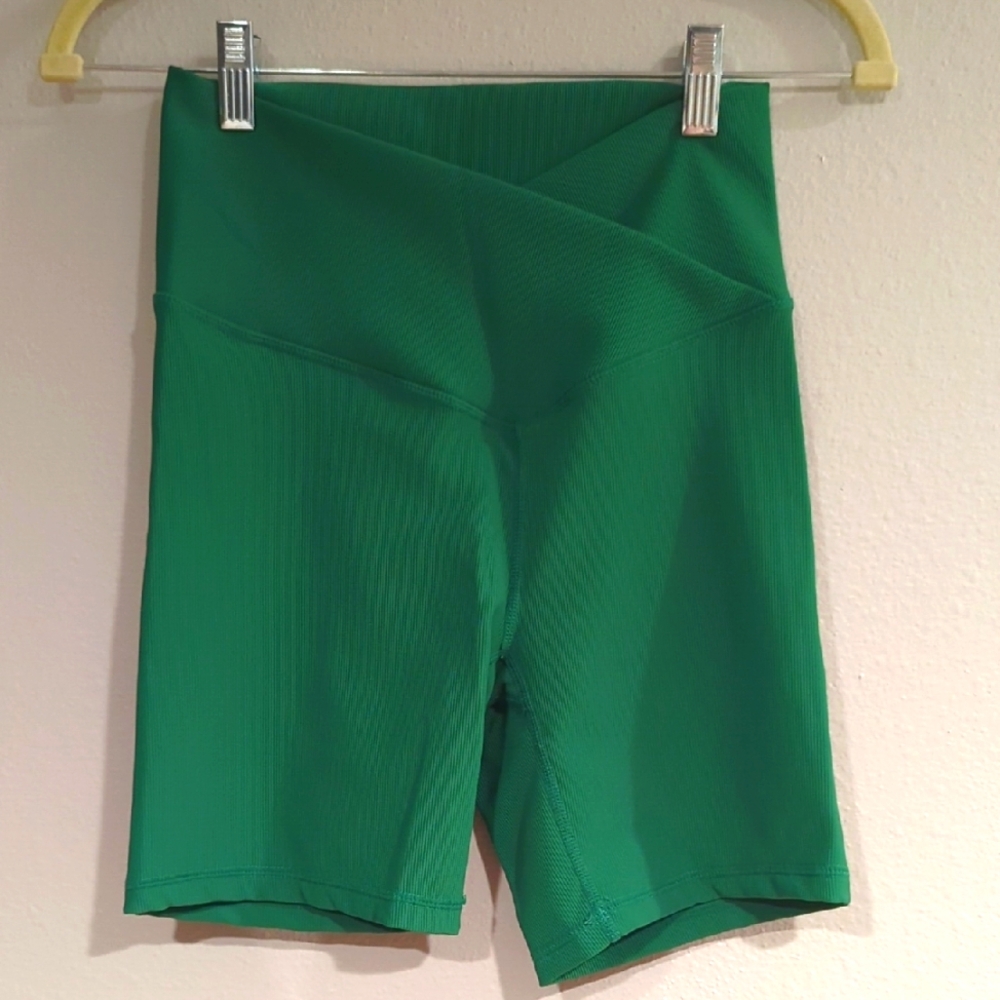 Wilo Ribbed Biker Shorts